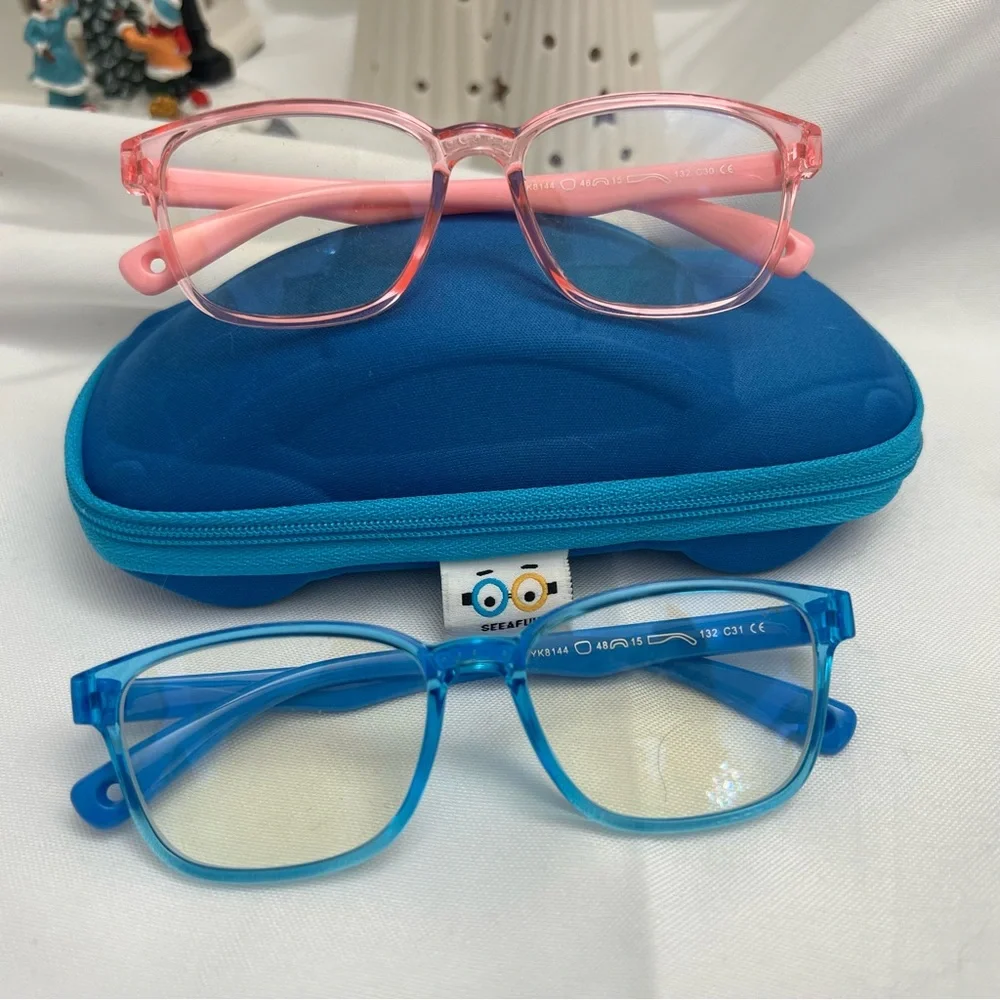 Kids Blue Light Blocker / Blue and Pink Glasses with Car Case - Picture 2 of 10